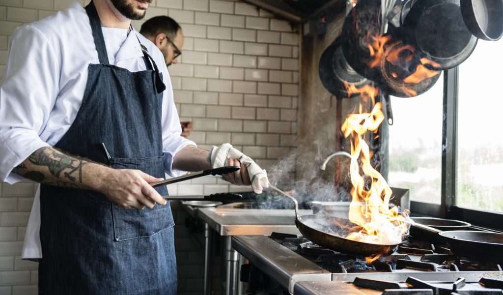 chef-cooking-food-restaurant-kitchen.jpg